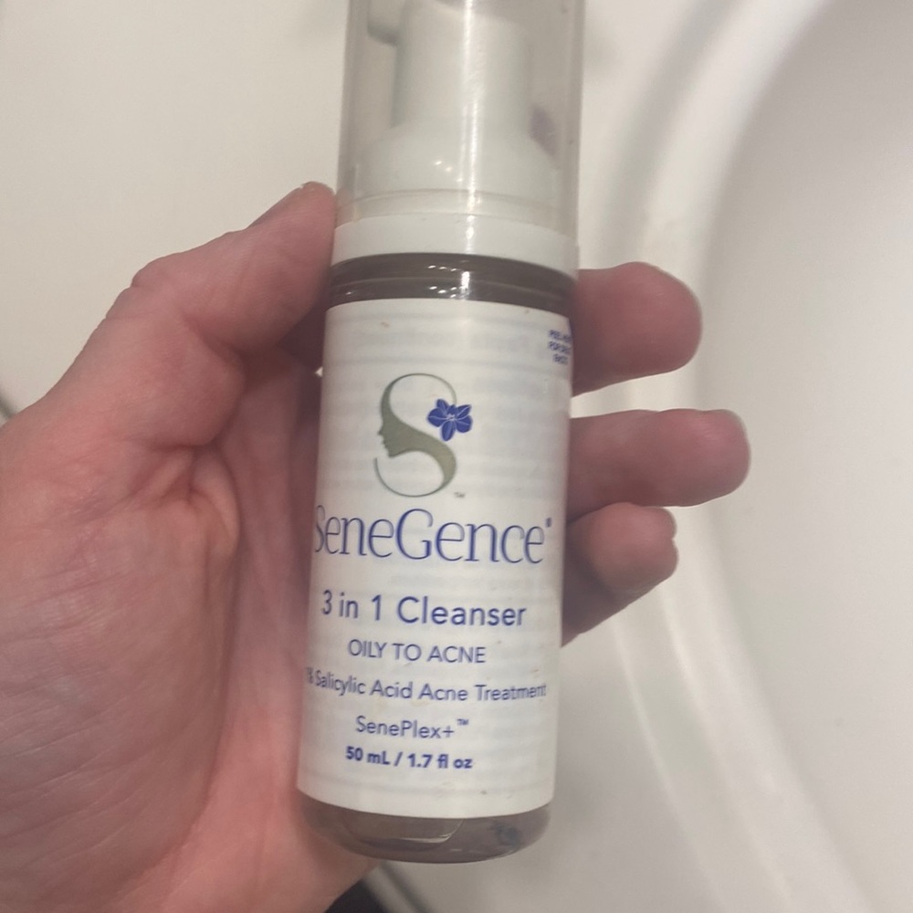 3 in 1 cleanser oil to acne